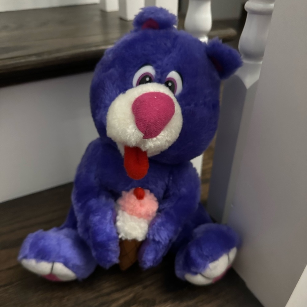 Nanco vintage purple/blue bear with ice cream cone